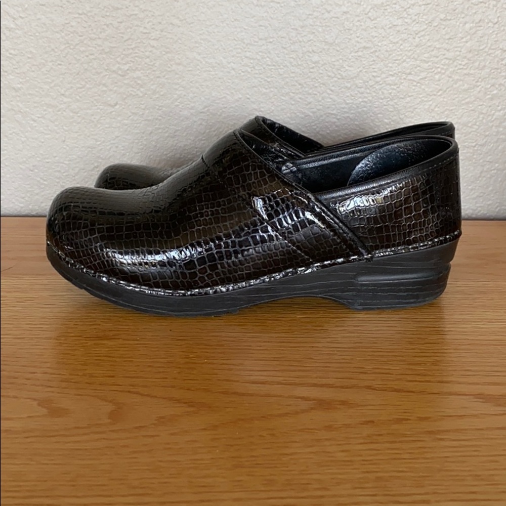 Black Sanita Crocodile Clogs